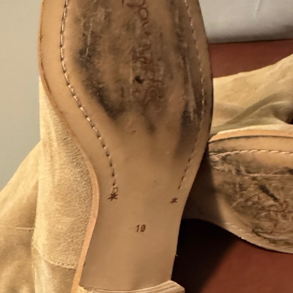 Splendid Light Brown Suede Ankle Boots - Picture 13 of 13